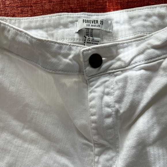 Shorts - Picture 2 of 3